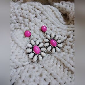 Electric Pink and White Floral Drop Earrings NIP!